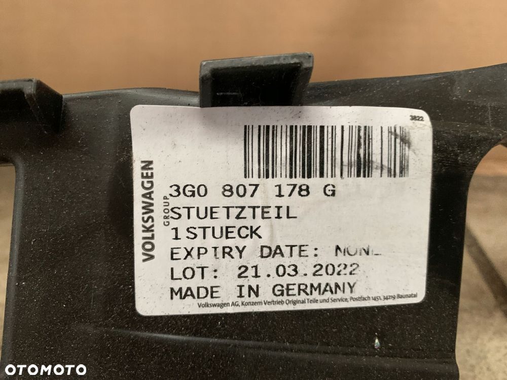 ślizg mocowanie zderzaka passat b8 rline prawe - 4