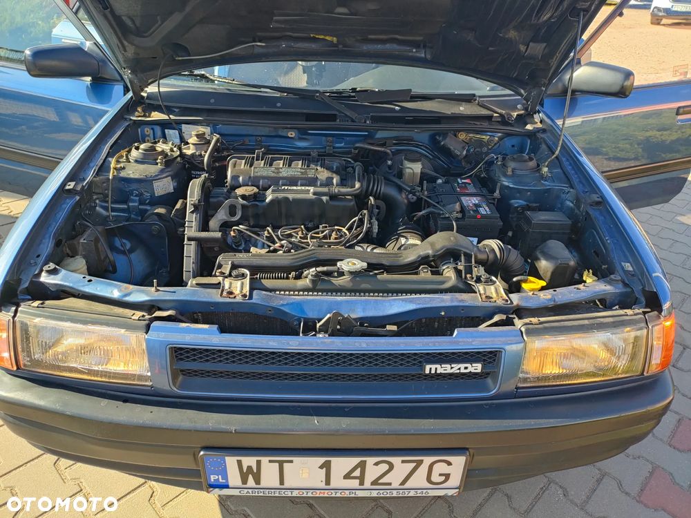 Mazda 323 - 33