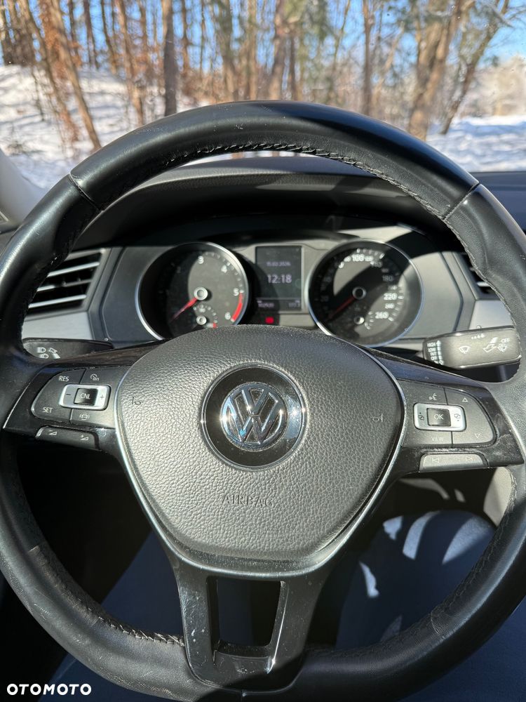Volkswagen Passat 2.0 TDI BMT City - 14