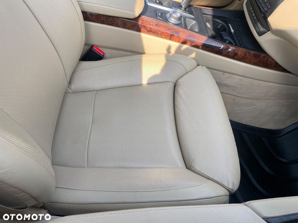 BMW X5 xDrive30d - 28