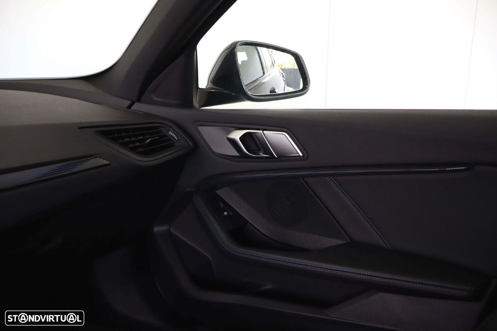 BMW 116 d Pack Desportivo M - 47