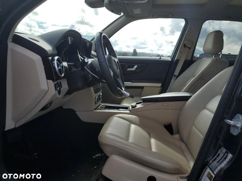 Mercedes-Benz GLK 350 4-Matic - 7
