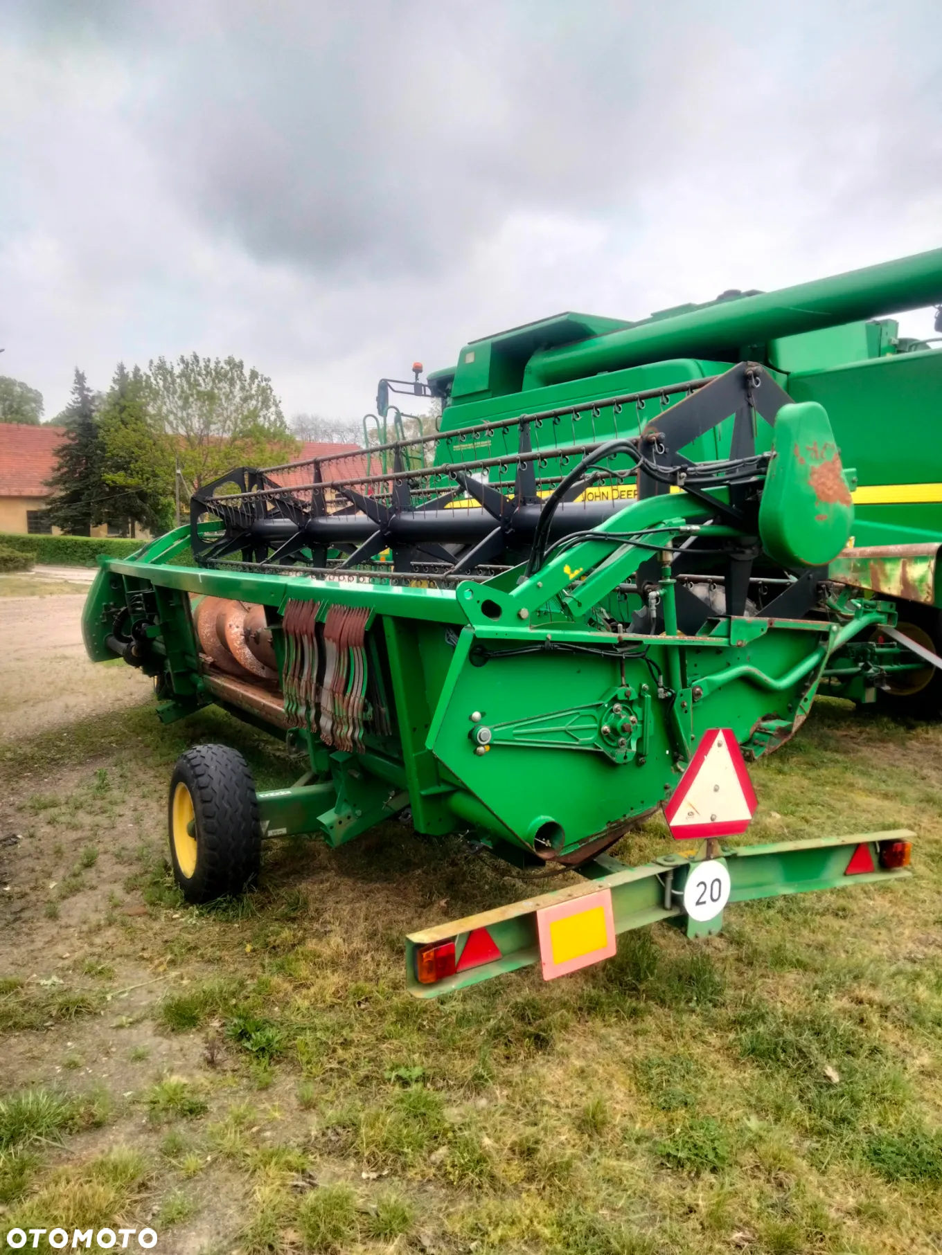 John Deere W650 - 5