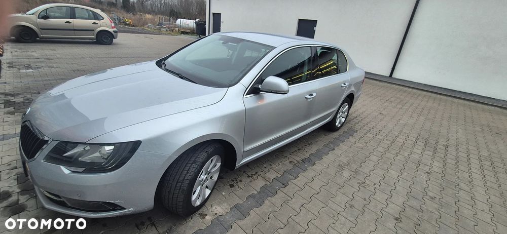 Skoda Superb 2.0 TDI Elegance - 20