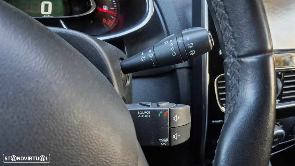 Renault Clio dCi 75 Stop & Start Expression - 19