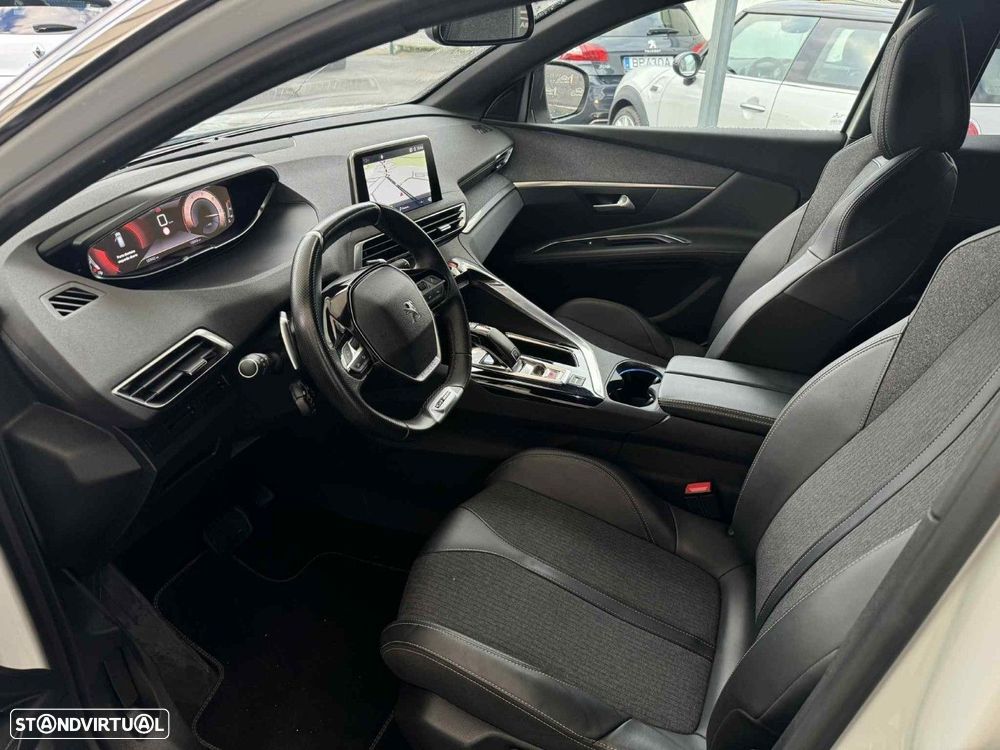Peugeot 3008 1.5 BlueHDi GT Line EAT8 - 11