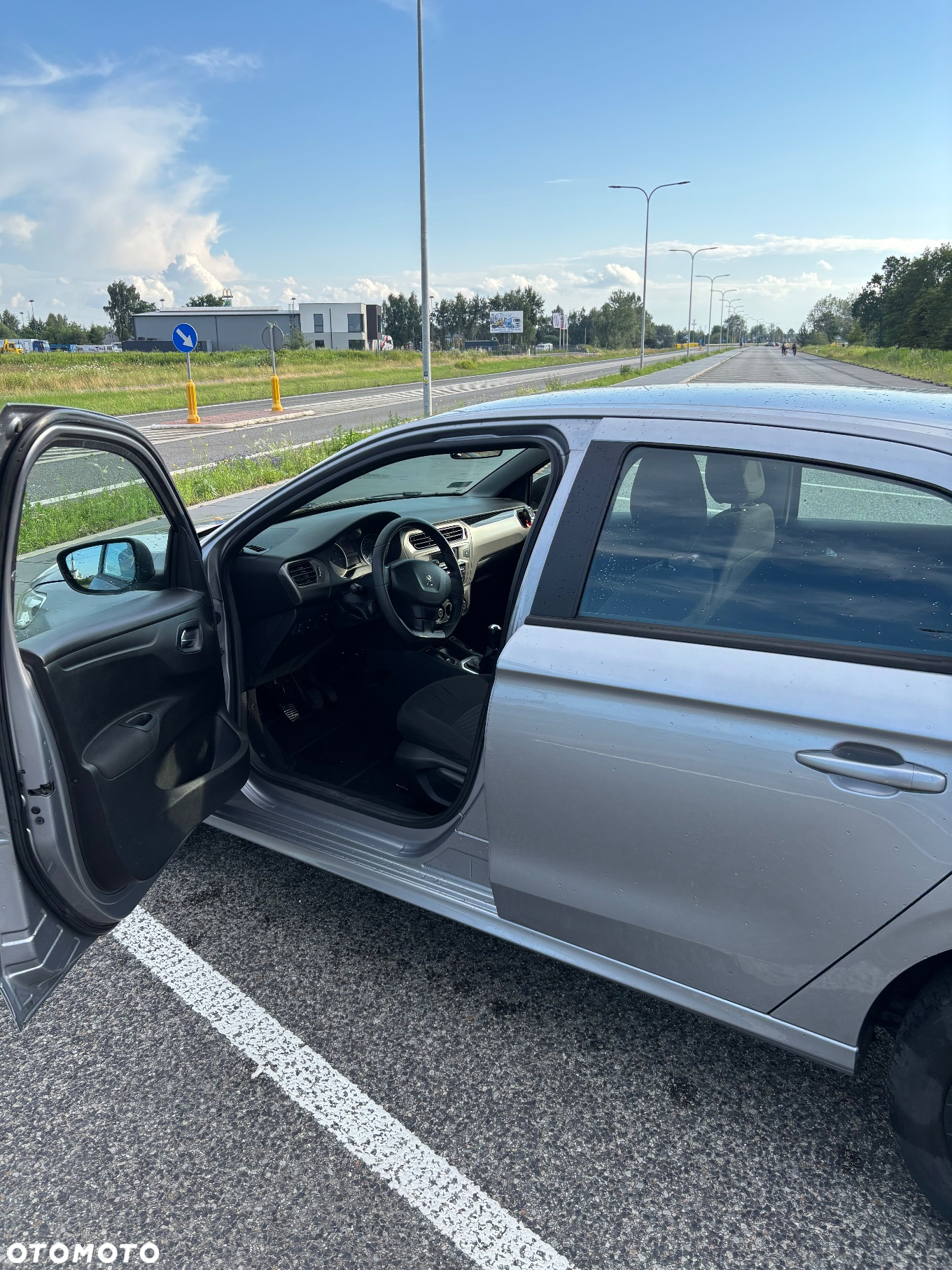 Peugeot 301 1.6 VTi Active - 4