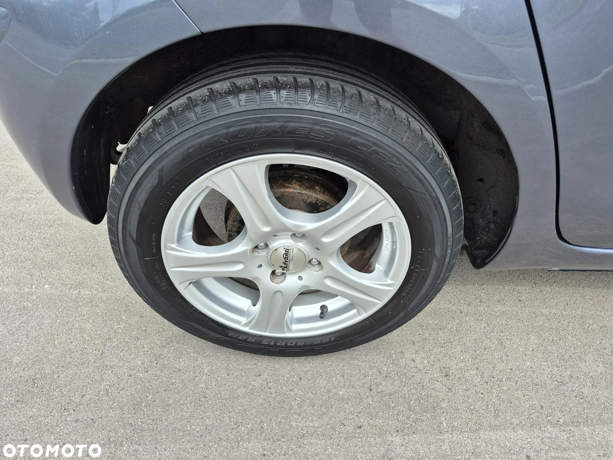 Toyota Yaris 1.0 Terra - 19