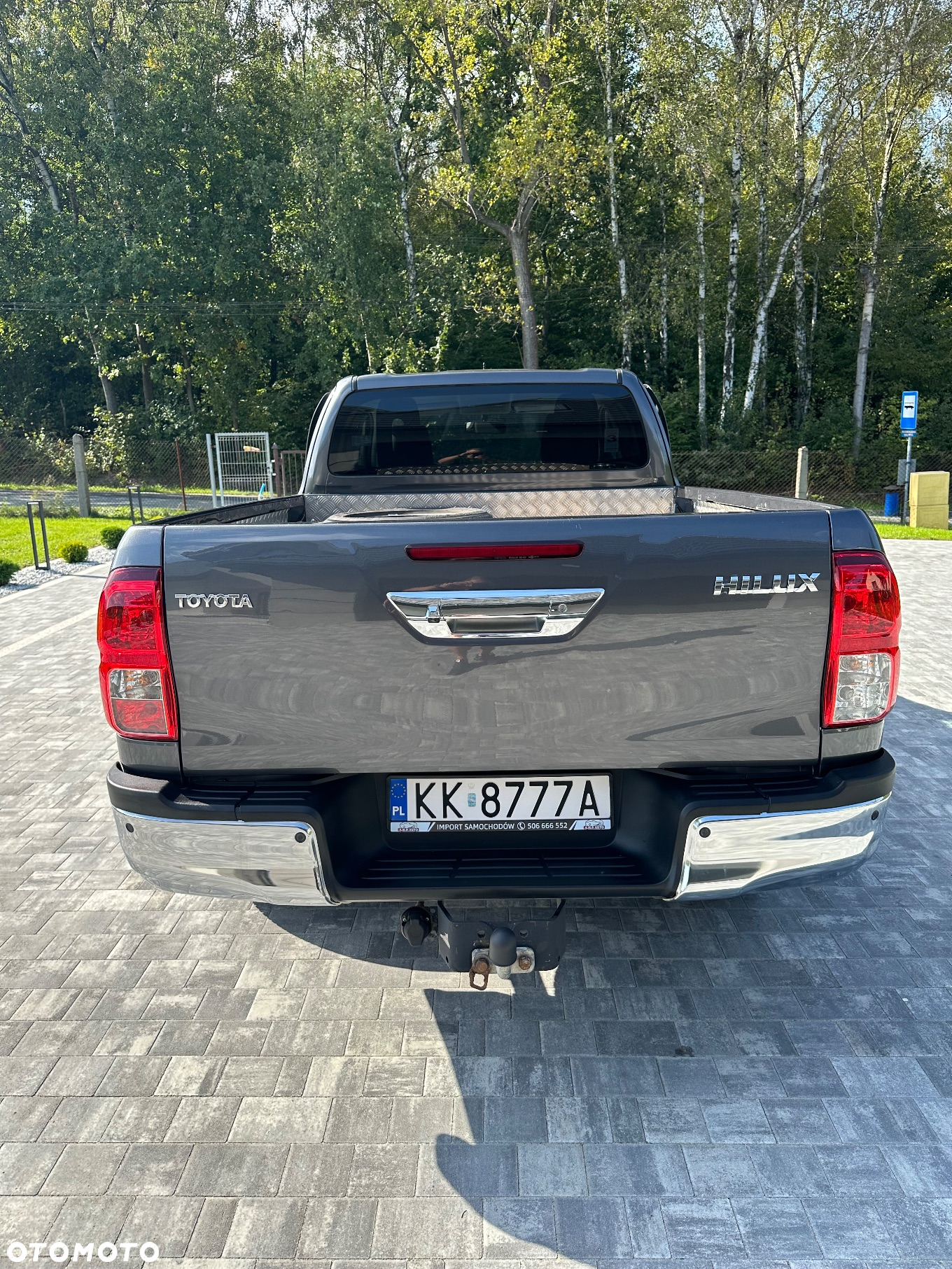 Toyota Hilux 2.4 D-4D Double Cab SR 4x4