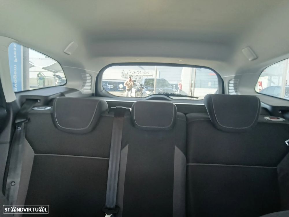 Ford Focus SW 1.6 TDCi Titanium - 4