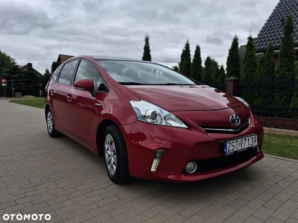 Toyota Prius+ (Hybrid) Life - 1