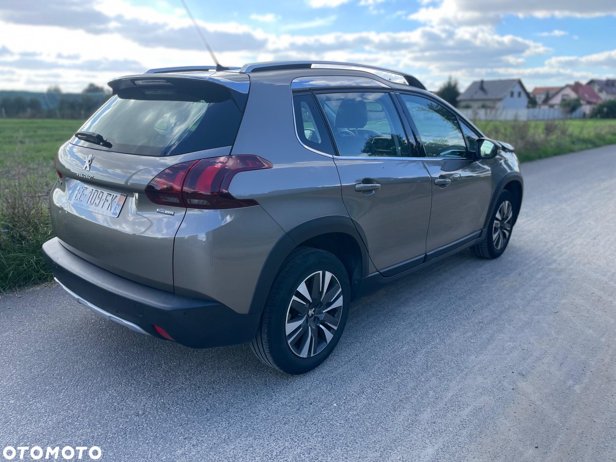 Peugeot 2008 PureTech 110 Stop&Start Allure - 6