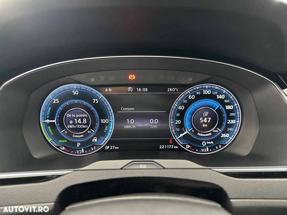 Volkswagen Passat 1.4 TSI Plug-In-Hybrid DSG GTE - 29