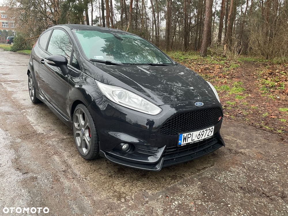 Ford Fiesta 1.6 EcoBoost ST - 1