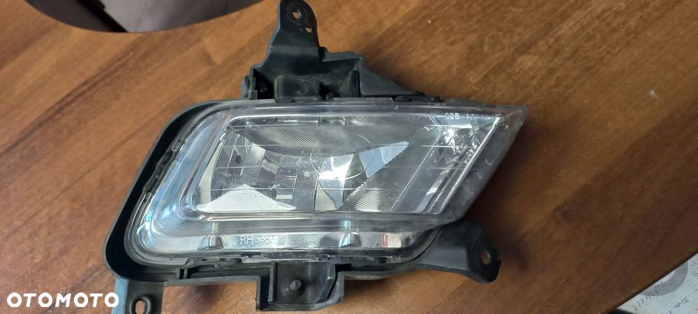 HALOGEN PRZEDNI PRAWY KIA CEED I LIFT PL02B12546