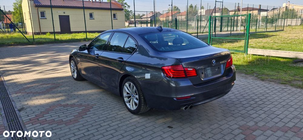BMW Seria 5 530d xDrive Sport-Aut Luxury Line - 3