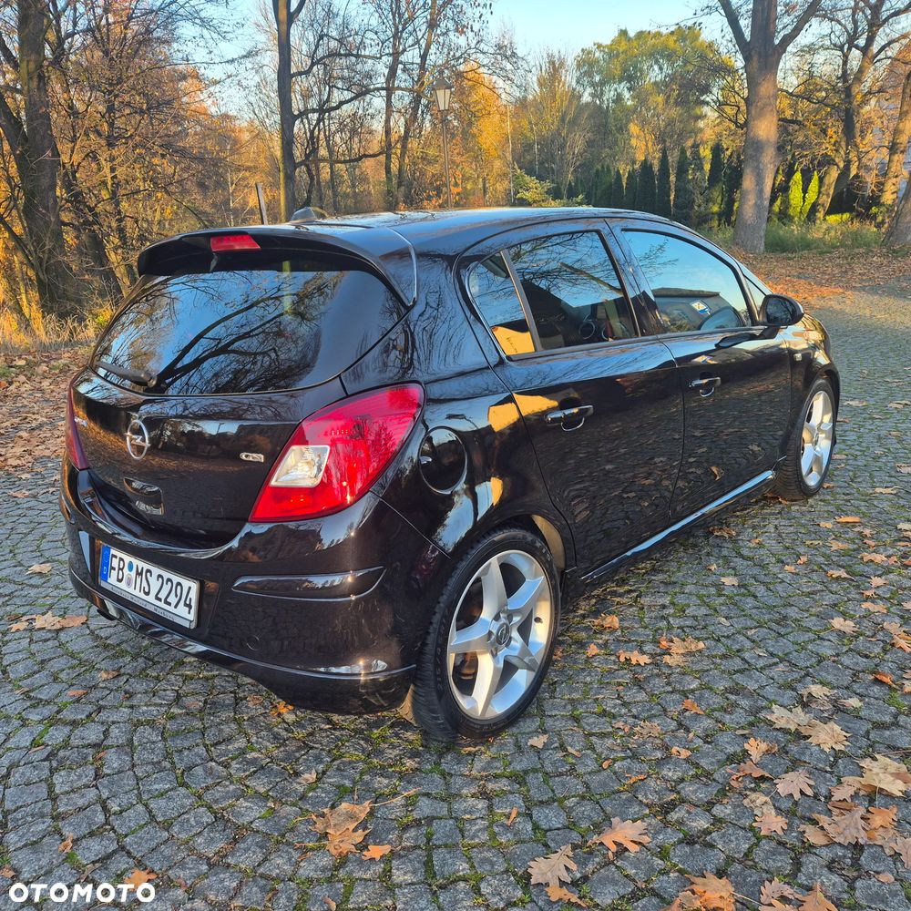 Opel Corsa 1.6 Turbo GSi - 8