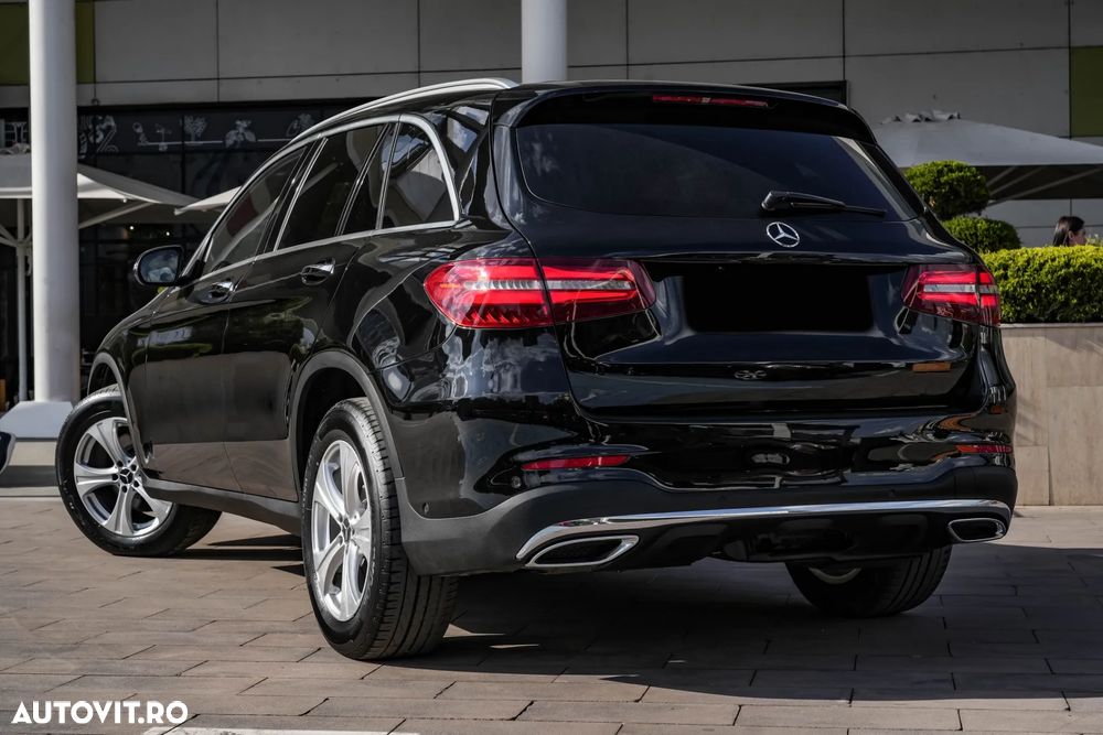 Mercedes-Benz GLC 250 d 4Matic 9G-TRONIC AMG Line - 10