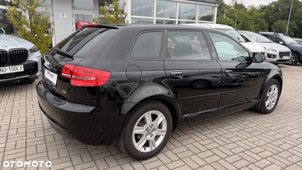 Audi A3 Sportback - 12