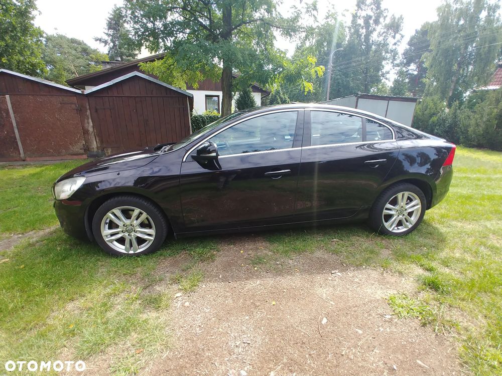 Volvo S60 D5 Edition Pro - 4