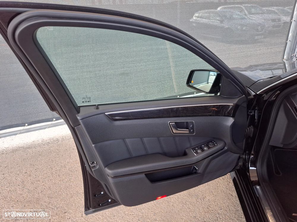 Mercedes-Benz E 300 Bluetec Hybrid Avantgarde - 18