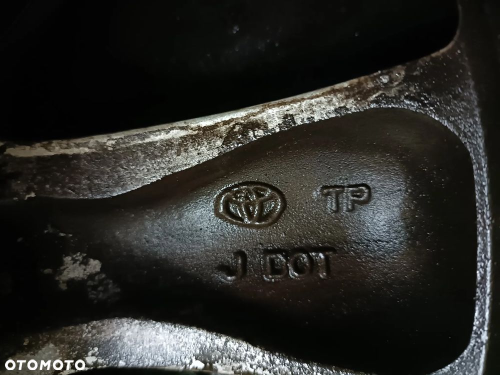 TOYOTA AVENSIS II T25 03-09 komplet 4 sztuki felgi aluminiowe alufelgi 16'' ET 45 * - 14