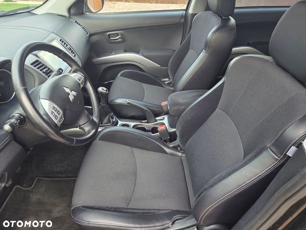 Mitsubishi Outlander - 5
