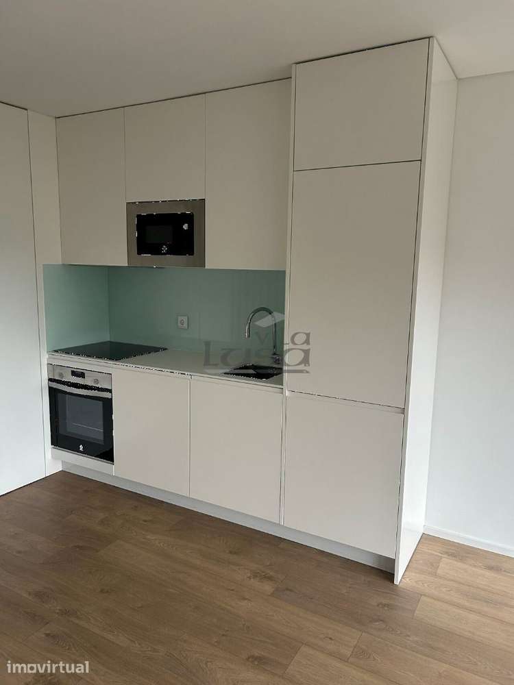 Apartamento T0 c/ Lg de Garagem junto à FEUP - Grande imagem: 3/6