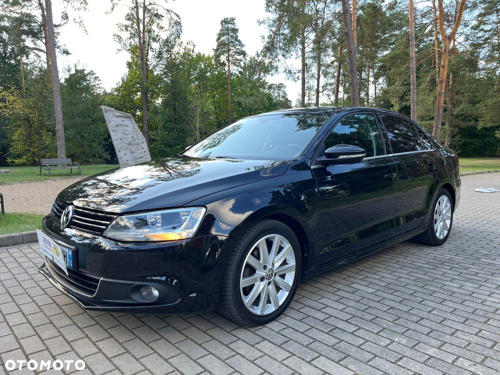 Volkswagen Jetta 2.0 TDI DPF DSG Trendline - 7