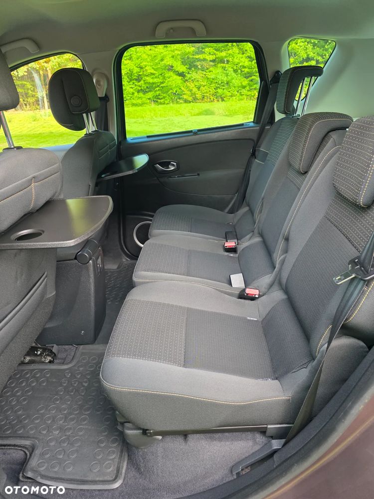 Renault Scenic 1.6 16V Start - 11