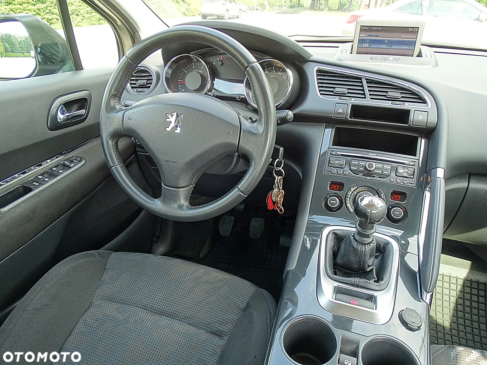 Peugeot 3008 1.6 Premium+ - 27