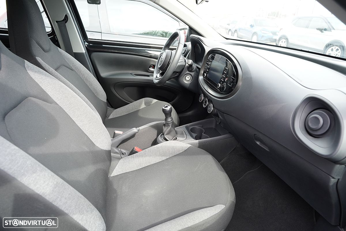 Toyota Aygo 1.0 X-Play - 17