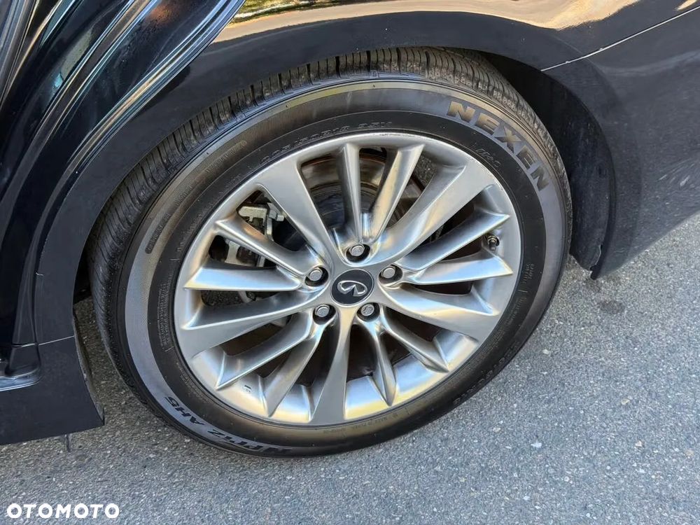 Infiniti Q50 - 12