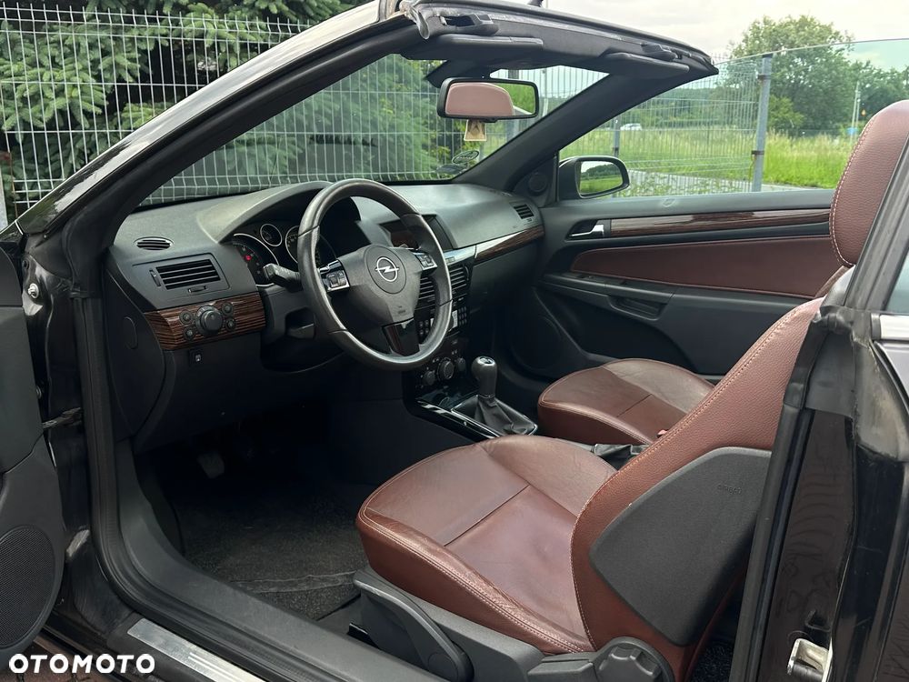 Opel Astra 1.8 Cosmo - 9