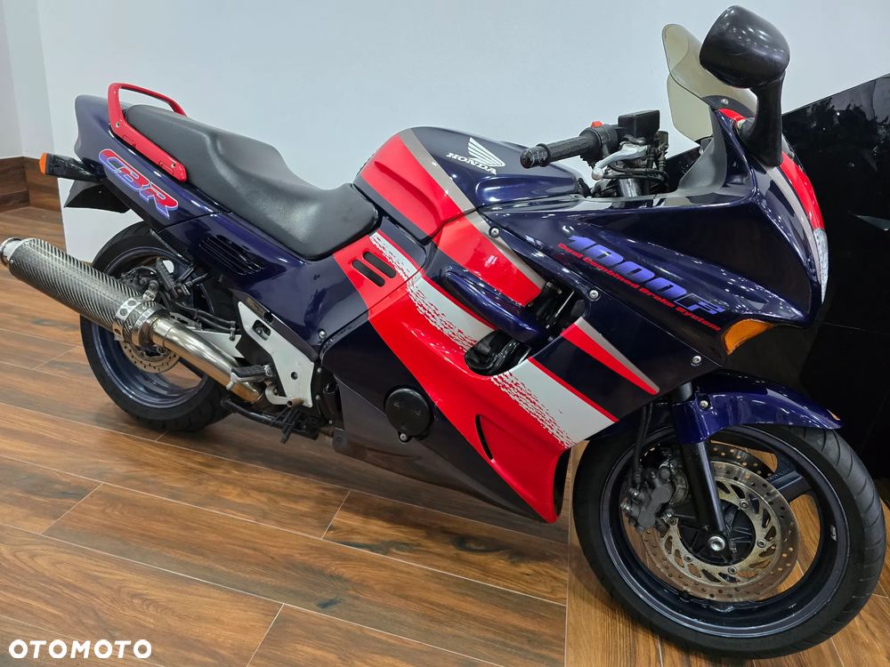 Honda CBR - 4