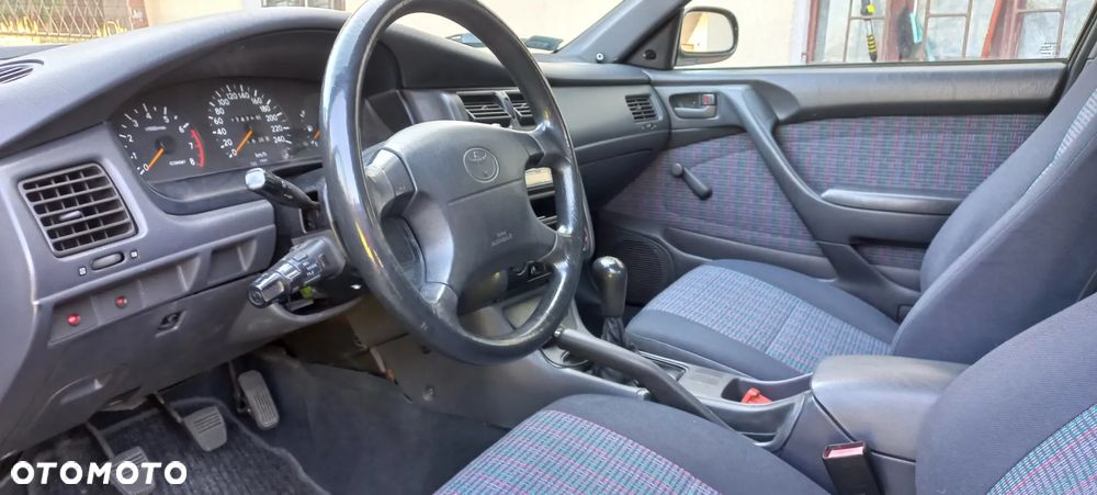 Toyota Carina 1.6 XLi - 7