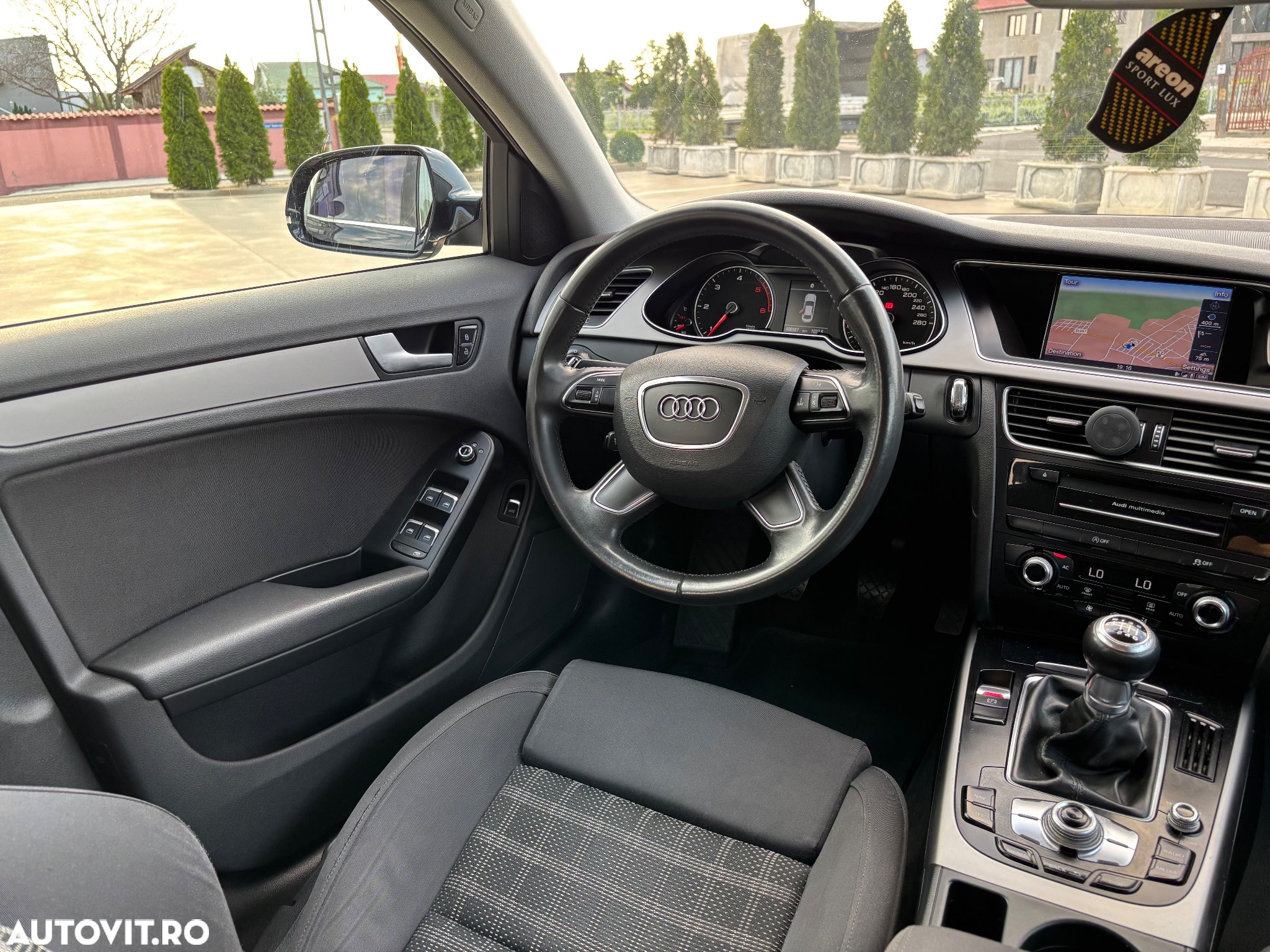 Audi A4 - 12