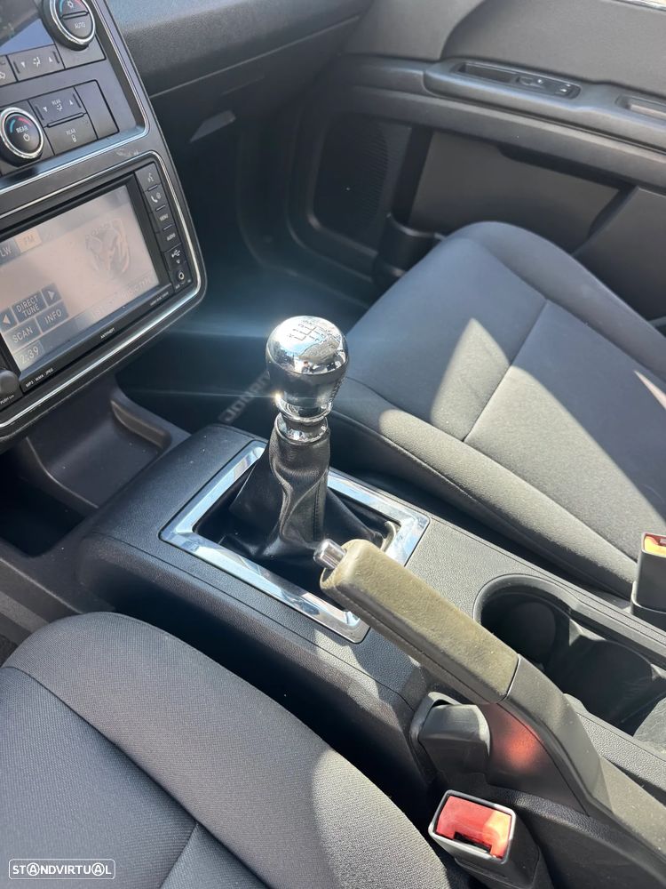 Dodge Journey 2010 photo 4