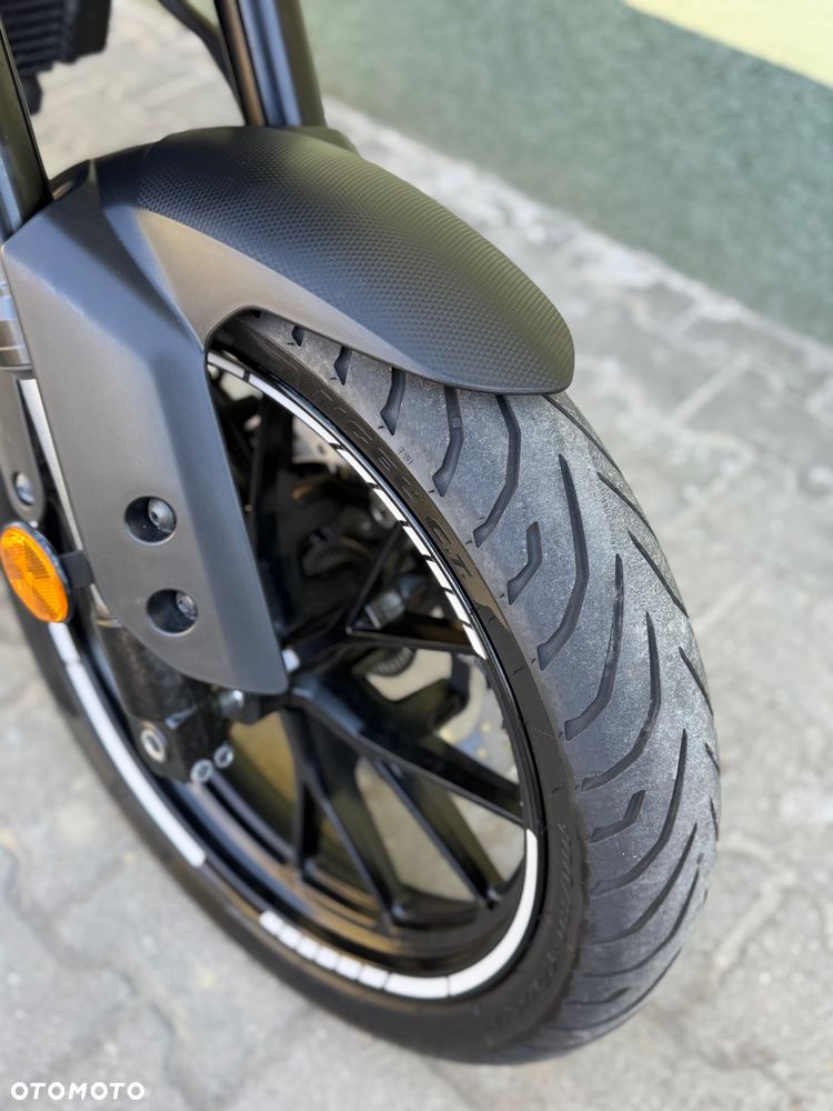 Yamaha MT - 3