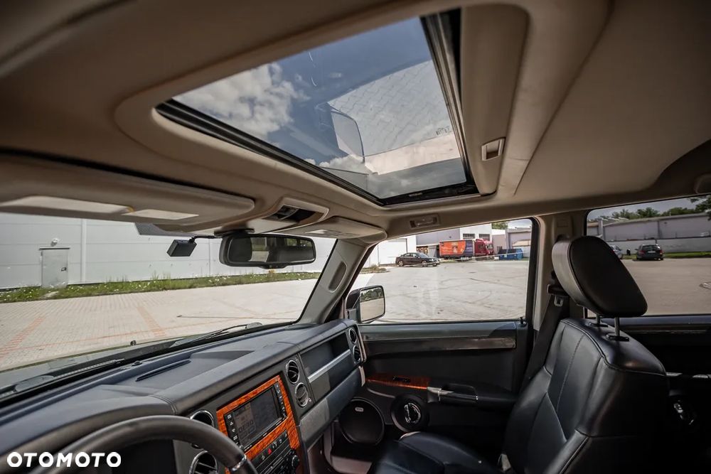 Jeep Commander 3.0 CRD Limited - 35