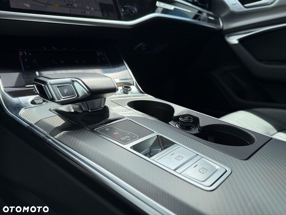 Audi A6 Avant - 22
