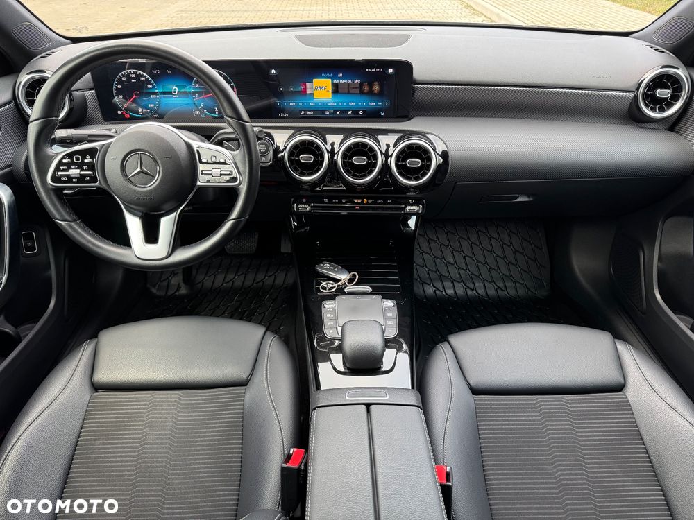 Mercedes-Benz Klasa A 180 Progressive 7G-DCT - 20