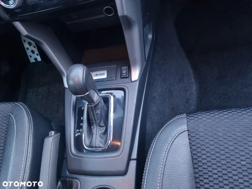 Subaru Forester 2.0XT Comfort Lineartronic EU6 - 8