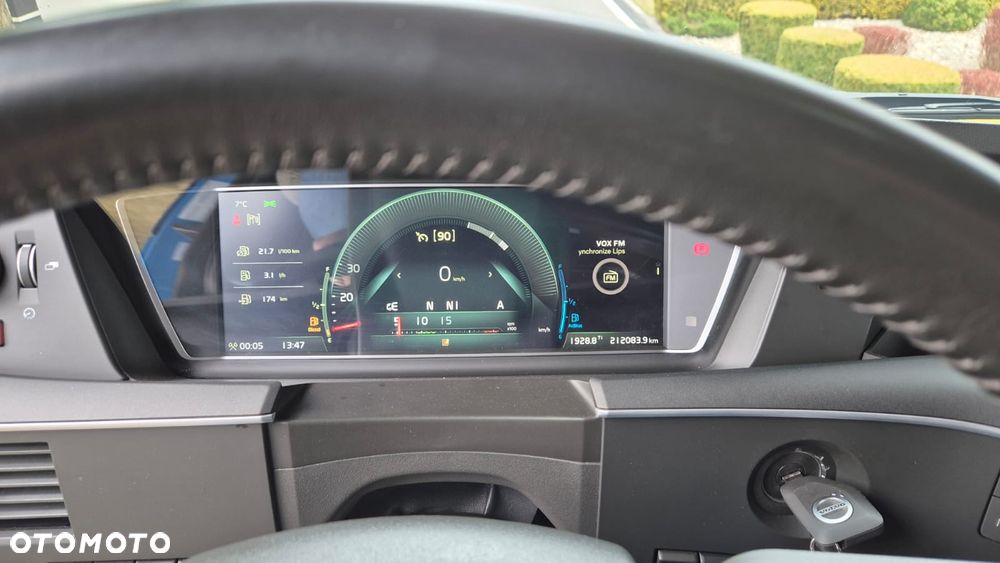 Volvo VOLVO///FH///500///2023/// GLOBETROTTER///XXL///JEDYNE  212 TYŚ KM///KLIMATYZACJA POSTOJOWA///HYDRAULIKA/// ALUFELGI///ZABUDOWY  MIĘDZYOSIOWE///KAMERA/// FULL LED///VIRTUAL COCPIT/// PERFEKCYJNY STAN - 27