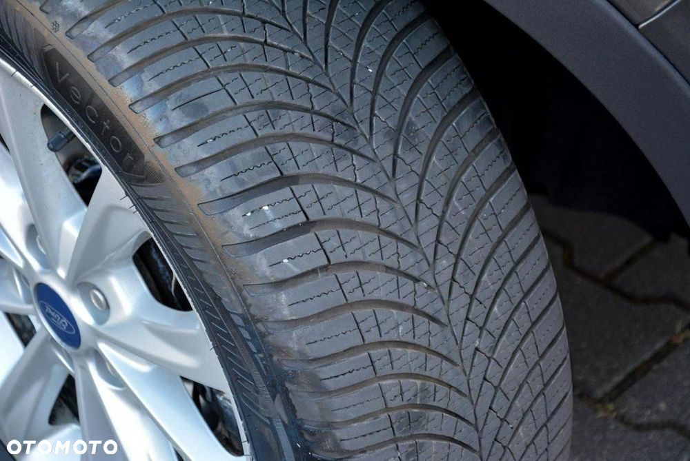 Ford Kuga 2.0 TDCi 4WD Titanium Plus - 39