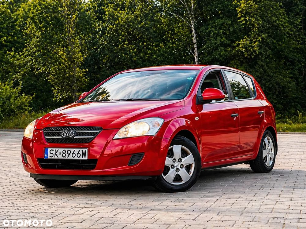 Kia Ceed 1.4 Comfort - 1