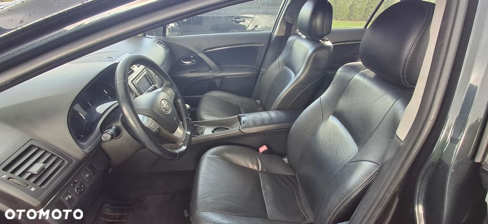 Toyota Avensis 2.0 D-4D Edition - 12