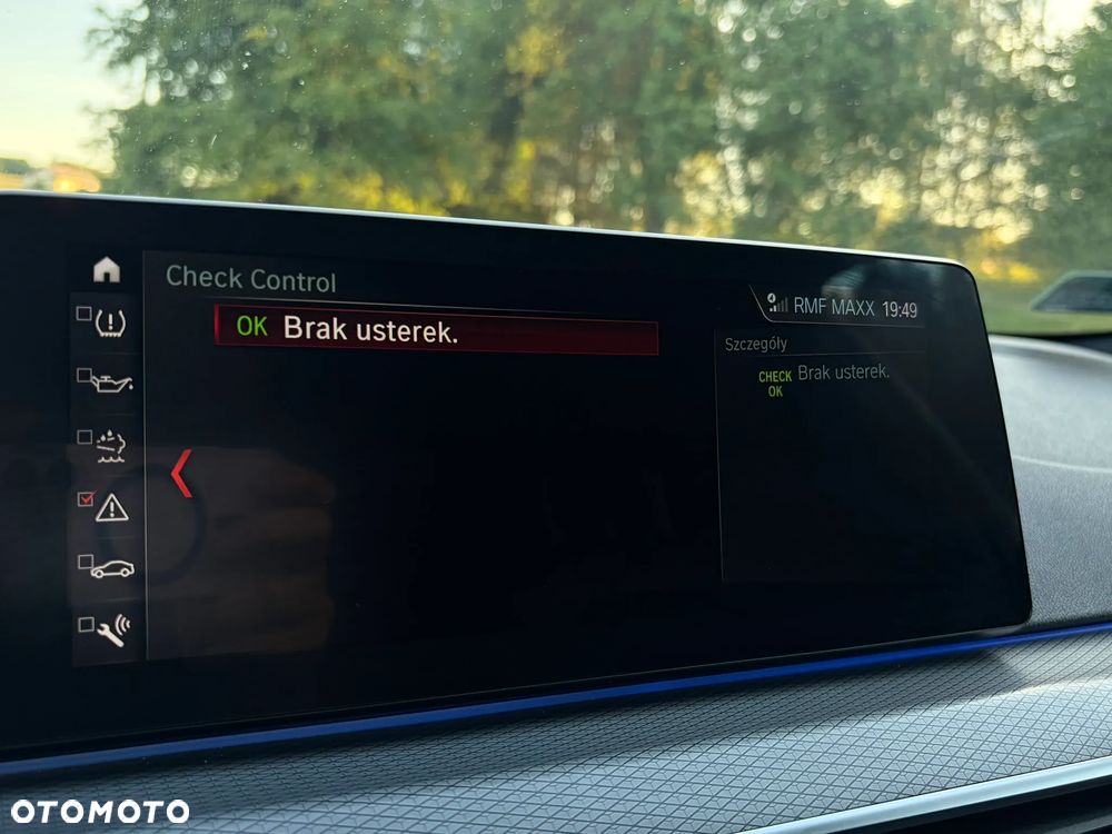 BMW Seria 5 520d xDrive Sport - 36