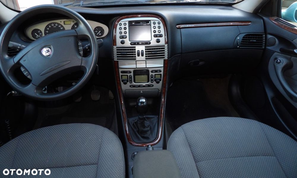 Lancia Lybra 1.9 JTD - 10