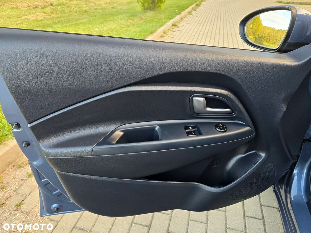Kia Rio 1.2 Fifa World Cup Edition - 18